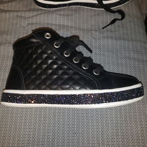 Wonder Nation girls black sparkle shoes size 2